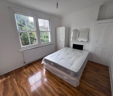 Room in a Shared House, Fawnbrake Avenue, SE24 - Photo 6