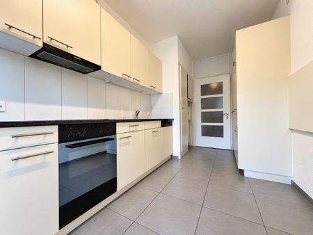 Grosszügige Wohnung an zentraler Lage - Foto 4