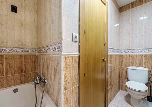 Calle Álamos, Málaga, Andalusia 29012