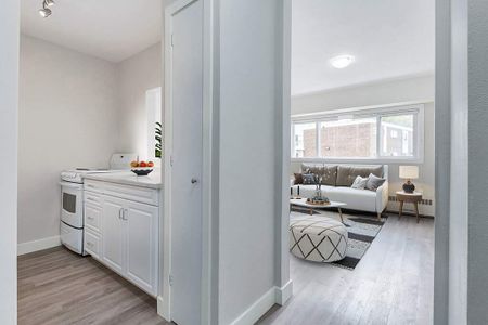 Premier Suite - 1 Bedroom - Photo 2