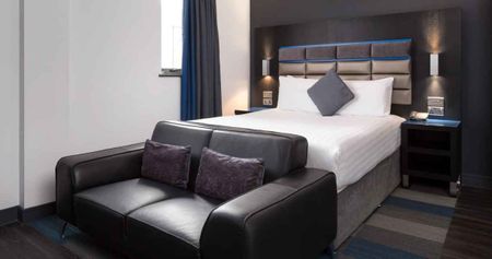 Smart Studio Apartment - Photo 3