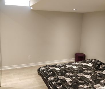 For Lease - 21 Delphinium Avenue, Richmond Hill, Ontario - Photo 1