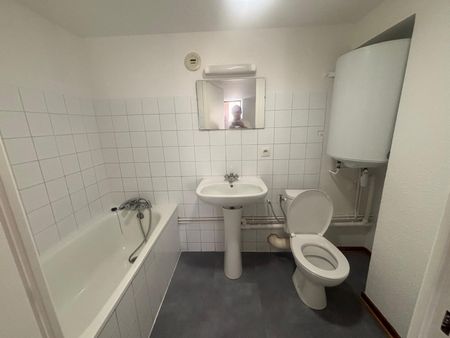 Location Appartement 1 pièce 28m² VALENCE 26000 - Photo 3