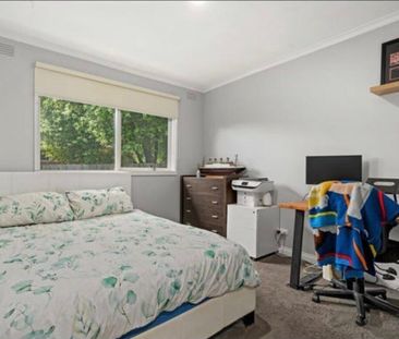 Mooroolbark - Photo 4