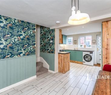 2 bedroom semi-detached house to rent - Photo 5