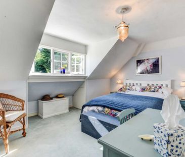 4 bedroom semi-detached house to rent - Photo 1