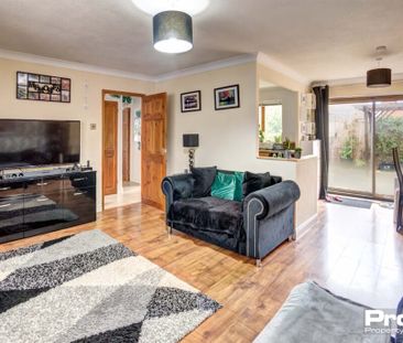 Morris Close, Stoke Holy Cross, Norfolk, NR14 8LL - Photo 5