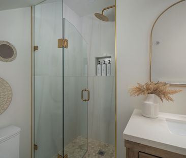 For Lease - 26 Pape Avenue, Toronto, Ontario - Photo 4