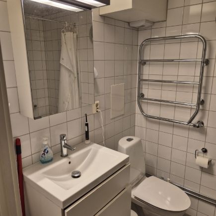 Järfälla - 1rok - tillsv - 9.200kr/mån - Photo 1