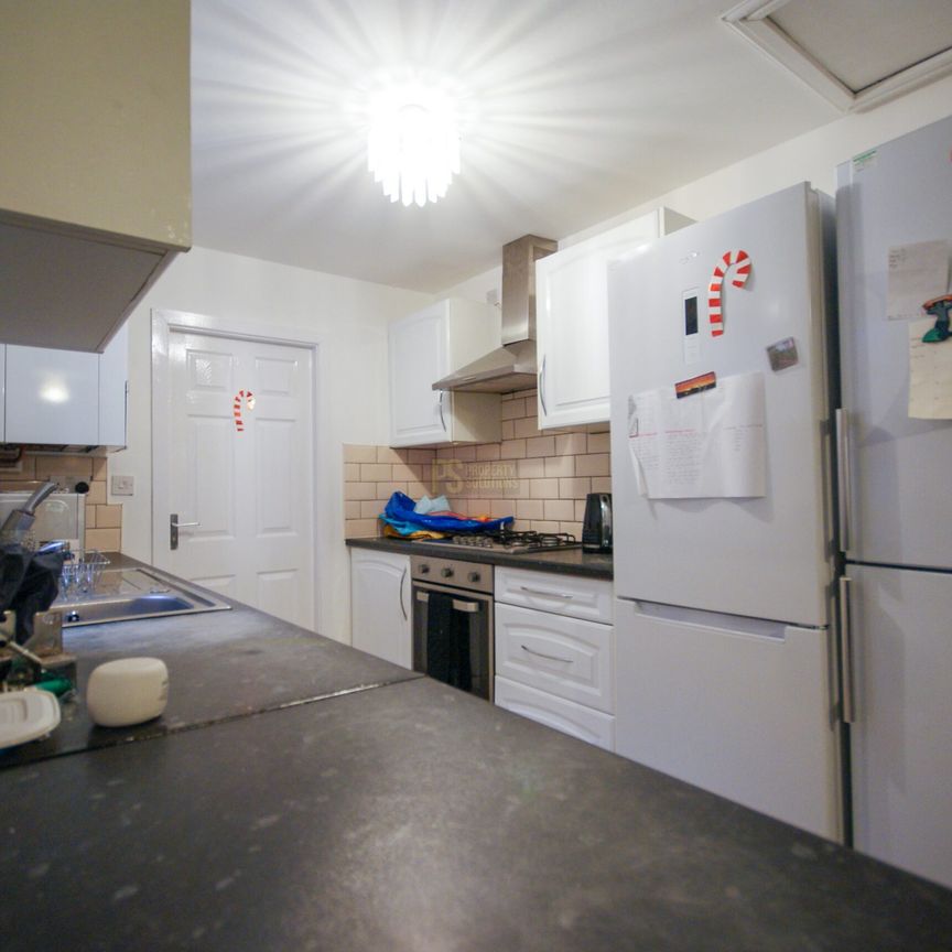 68 Hubert Road - Photo 1