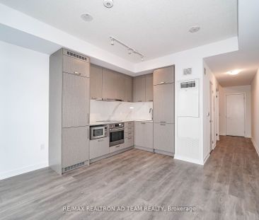 For Lease - 38 Honeycrisp Crescent Unit# 1017, Vaughan, Ontario - Photo 6