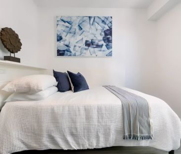 Premier Studio with Double Bed(low floor (Level 1-5)) - Photo 4