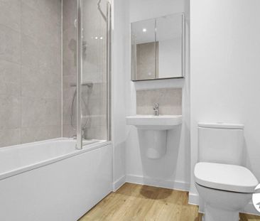 3 bedroom semi-detached house to rent - Photo 6