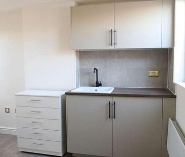 Fenham Road, London, SE15 - Photo 6