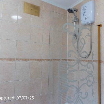 13, Earle Street - Photo 1