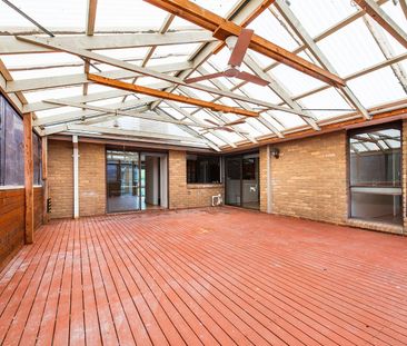 Freshly updated 4-Bedroom, 2-Bathroom Home in a Family-Friendly Loc... - Photo 5