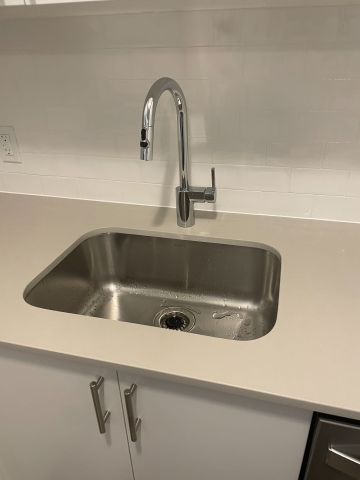 For Lease - 3220 William Coltson Avenue Unit# 1002, Oakville, Ontario - Photo 5