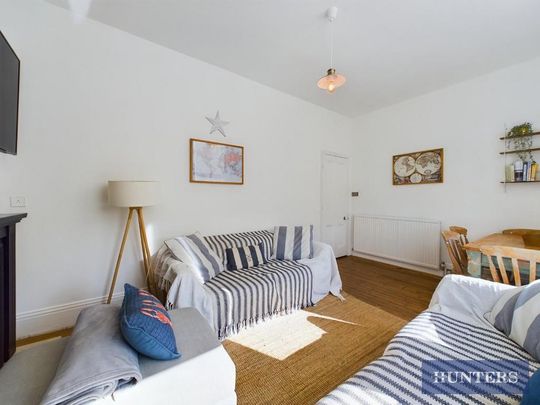 3 bedroom flat to rent - Photo 1