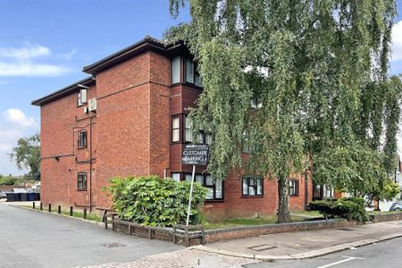 2 bedroom flat to rent - Photo 4