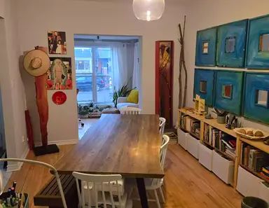 Charming Main Floor house - 2 bed, 1 bath, 1 parking - ALL INCLUSIVE UTILITES | 223 Fairview Avenue, Toronto - Photo 1