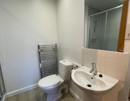 2 bedroom flat to rent - Photo 4