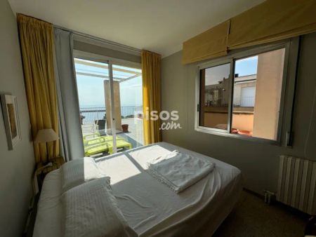 Ático en alquiler en Passeig del Mar - Photo 3