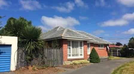 West Is Best - Photo 1