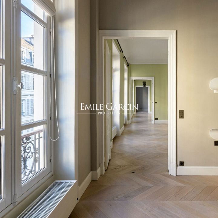 Appartement • Invalides - Photo 1