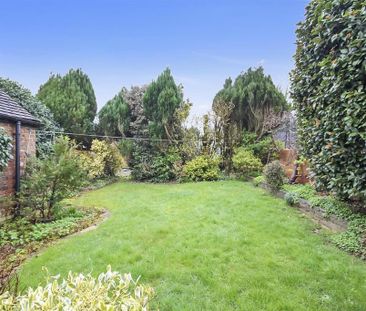 3 bedroom semi-detached house to rent - Photo 5