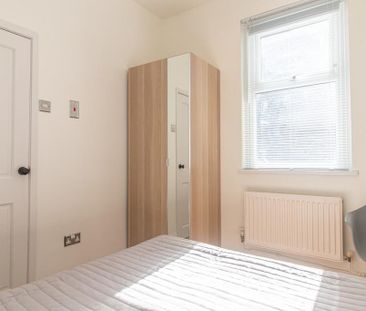 1 bedroom ground floor flat to rent - Photo 4