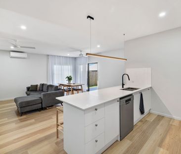 Stylish Family Home in a Prime Location - Photo 6