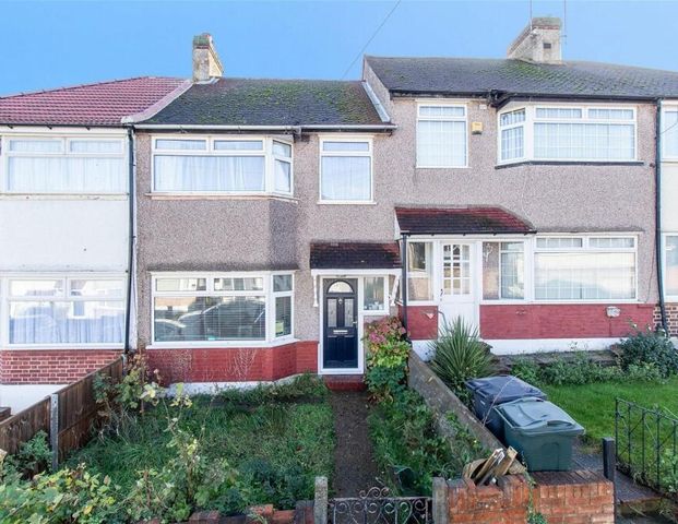 3 bedroom Terraced House to let - Photo 1