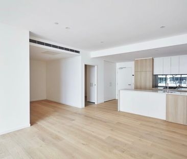 Next to Westfield Shopping Center | 500m to Train and Metro station - Photo 4