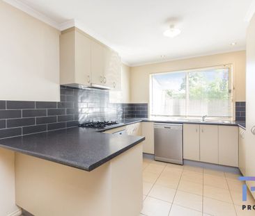 TIDY TOWNHOUSE - Photo 1