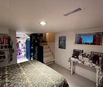 Cozy Basement Apartment - Photo 4