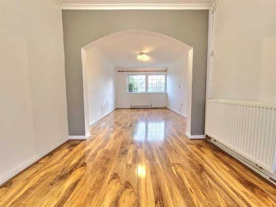 3 bedroom semi-detached house to rent - Photo 1