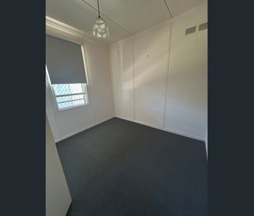 Light-Filled 3 Bedroom Home in the Heart of Convenience - Photo 2