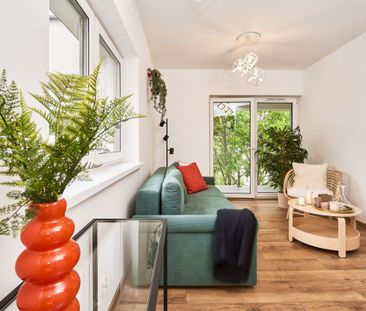 Kawalerka z balkonem i miejscem w garażu - Photo 4