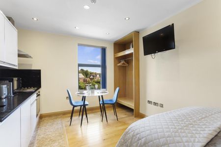 Studio to rent - Photo 3