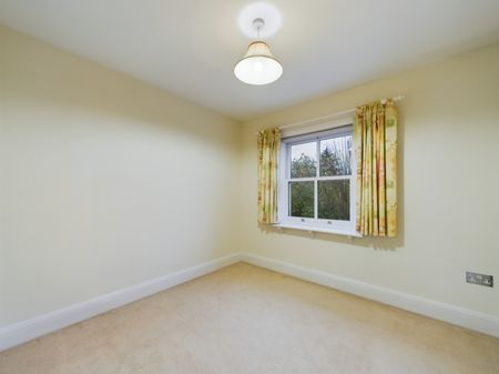 Harefield Grove, The Park, Cheltenham, GL50 - Photo 2