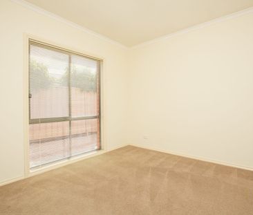 Neat 3-Bedroom Home – West Side Location - Photo 2