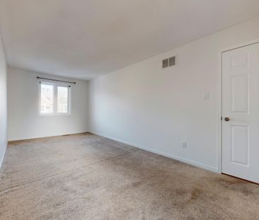For Lease - 2205 South Millway N/A Unit# 112, Mississauga, Ontario - Photo 3