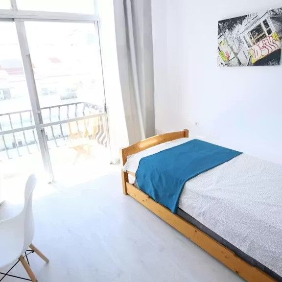 Avenida 5 de Outubro, Lisbon, Lisbon 1050-053 - Photo 1