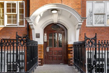 1 bedroom flat in Regency Street - Photo 3