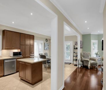 For Lease - 83 Timber Valley Avenue, Richmond Hill, Ontario - Photo 2