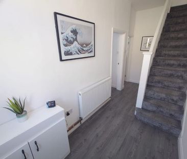 3 bedroom terraced house to rent - Photo 4