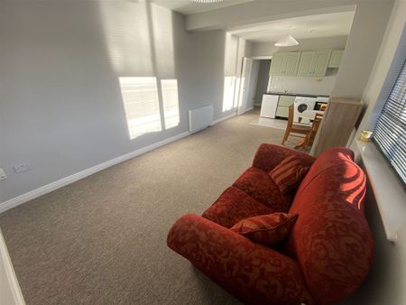 Walkinstown Green, Walkinstown, Dublin 12 - Photo 4