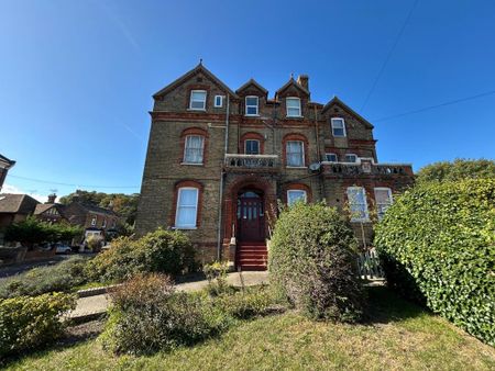 2 bedroom flat to rent - Photo 3