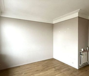 Appartement te huur in Antwerpen voor € 700 met 1 slaapkamer - Photo 2