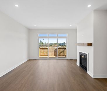 For Lease - 1047 Moore Street, Brockville, Ontario - Photo 3